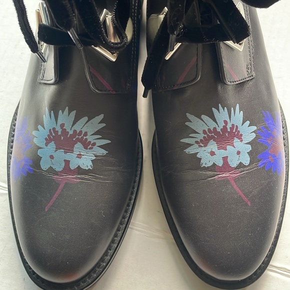 Tanya Taylor
X Coliac Floral Ankle Combat Boots with velvety shoelaces  size 39 - Picture 14 of 15